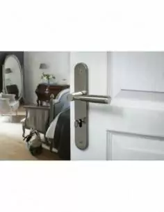 Poignée de porte Helios trou de clé, l 2