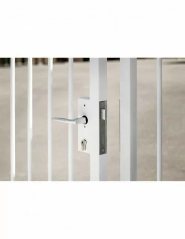 Boîtier serrure portail l50mm avec coffre pour tube 50 Boîtier serrure portail l50mm avec coffre pour tube 50