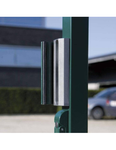 Gâche réglable pour portail - Acier inoxydable - LOCINOX Gâche réglable pour portail - Acier inoxydable - LOCINOX