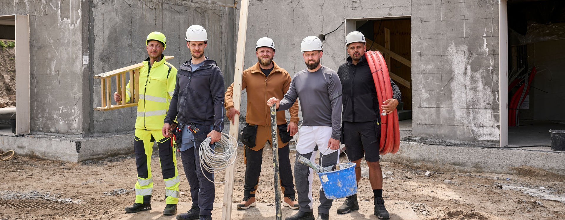 Vêtement de travail homme : quels équipements sont indispensables ?