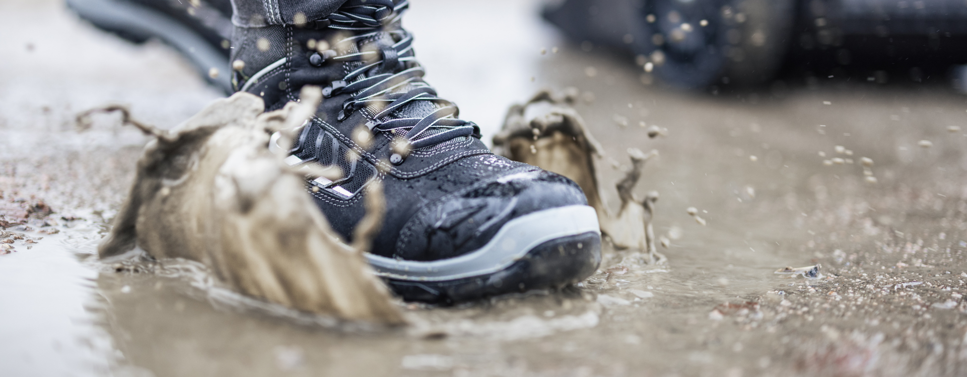 Bottes de sécurité : indispensables pour les environnements difficiles