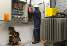 EPI électricien : la liste des équipements indispensables pour travailler en sécurité